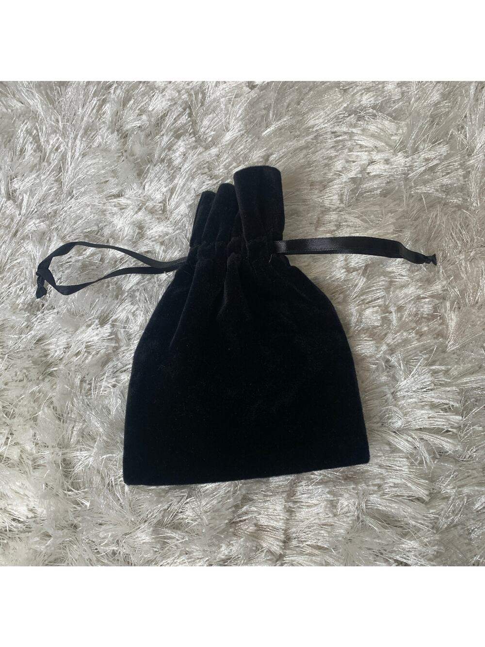 Velvet Jewelry Travel Storage Bag Like New 5 x 7" total